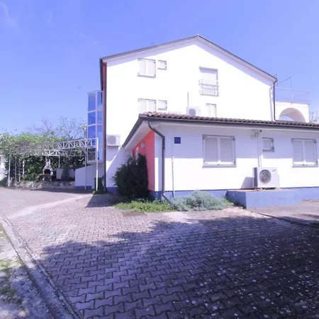 With Parking Space Zambratija, Umag - 27183 Appartement Zambratija (Istria)