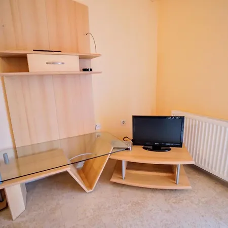 Apartman With Parking Space Zambratija, Umag - 27183 Zambratija (Istria)