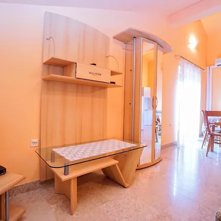With Parking Space Zambratija, Umag - 27183 Apartman Zambratija
