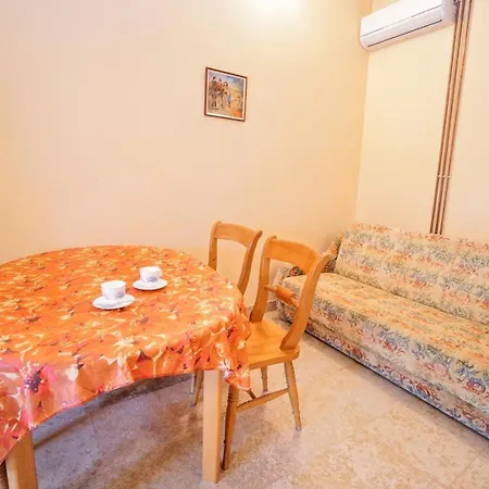 With Parking Space Zambratija, Umag - 27183 Appartement Zambratija (Istria)